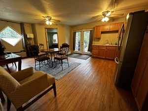 Two Bedroom Suite w/full Kitchen and Patio Photo 4